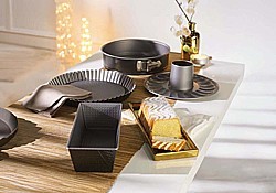 Séria na pečenie - forma s odnímateľným dnom na bábovku