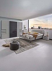 Spálňa - skriňa s posuvnými dverami