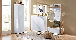 3: Predsieň - nástenné zrkadlo