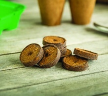 VÝSADBOVÉ TABLETY Z KOKOSOVÝCH VLÁKIEN