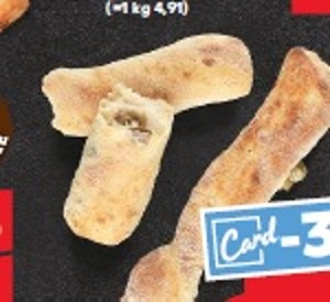 Tyčinka so zelenými olivami