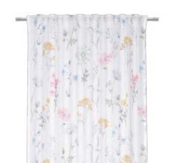 4: Hotový záves Dolly