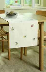 Stredový obrus VANDIRIS